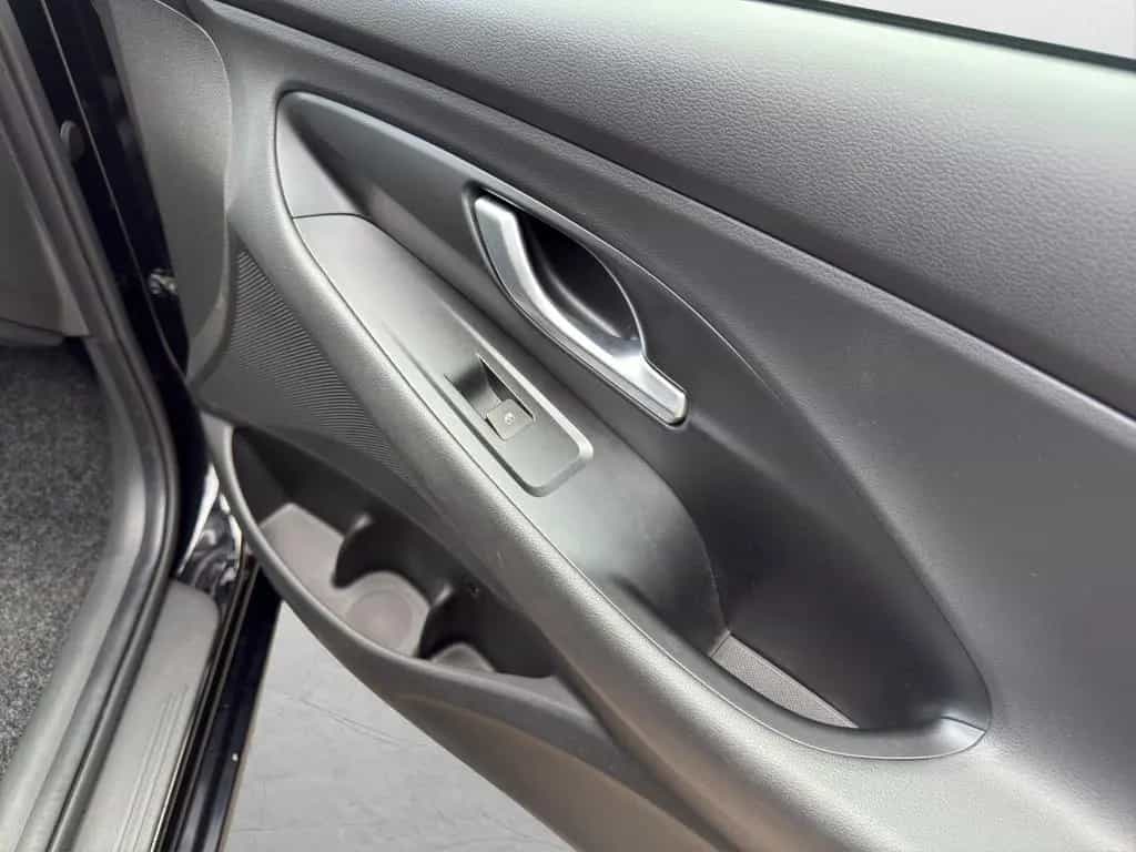 Hyundai i30 1.5 T-GDI Intro Edition Mild-Hybrid 02/2021-photo-16