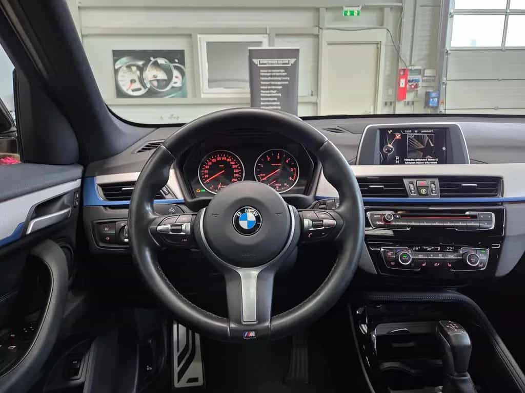 BMW X1 xDrive 20d /Keyless/Panoramadach/HIFI/*162€ 10/2016-photo-19
