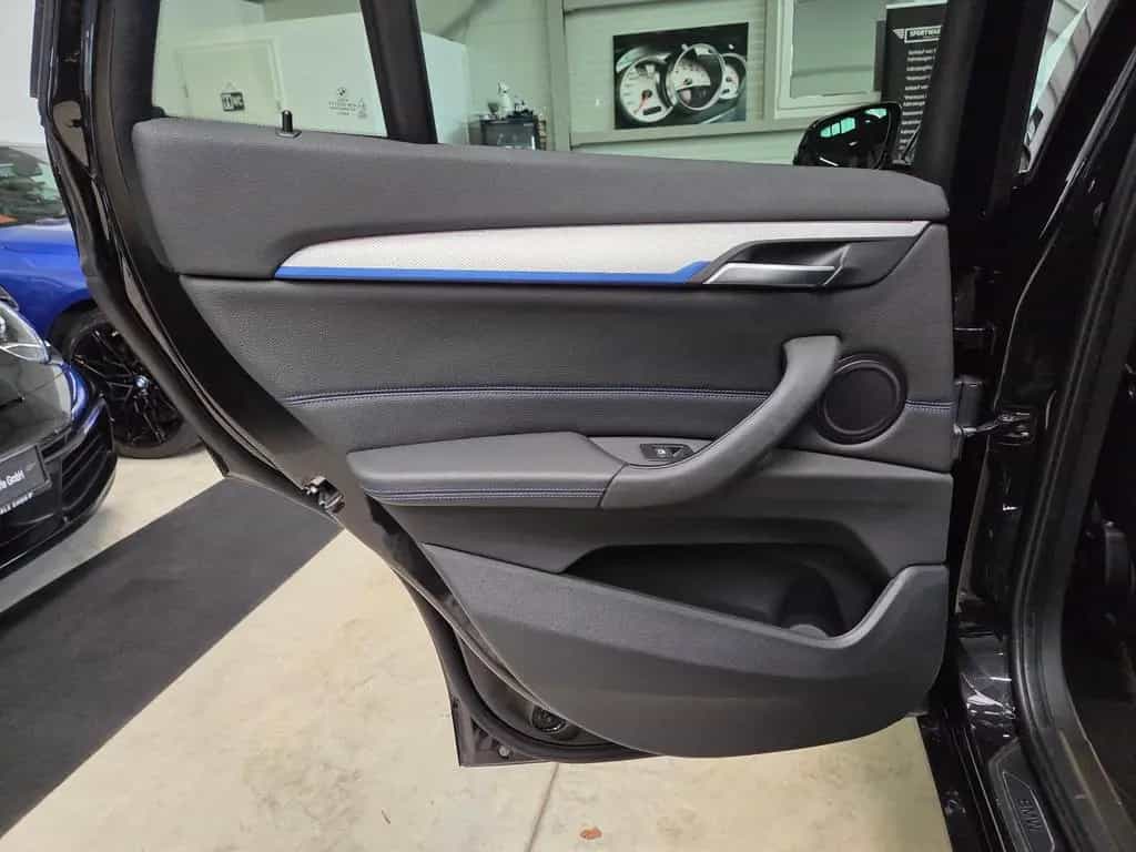 BMW X1 xDrive 20d /Keyless/Panoramadach/HIFI/*162€ 10/2016-photo-24