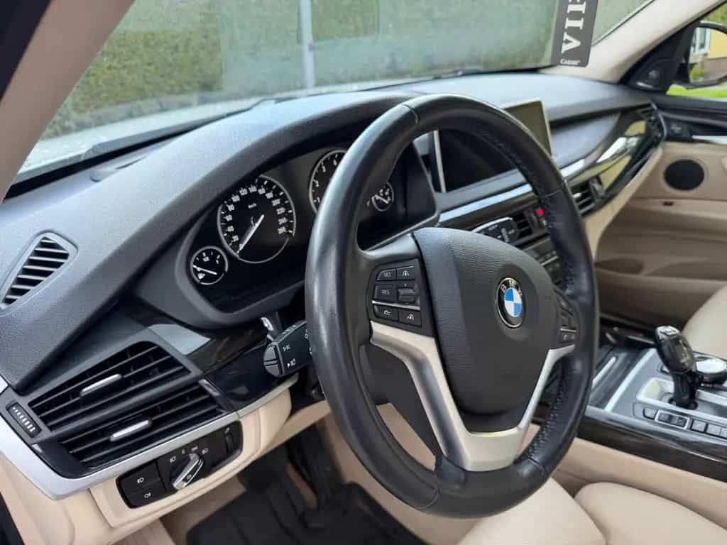 BMW X5 xDrive50i - 03/2014-photo-6