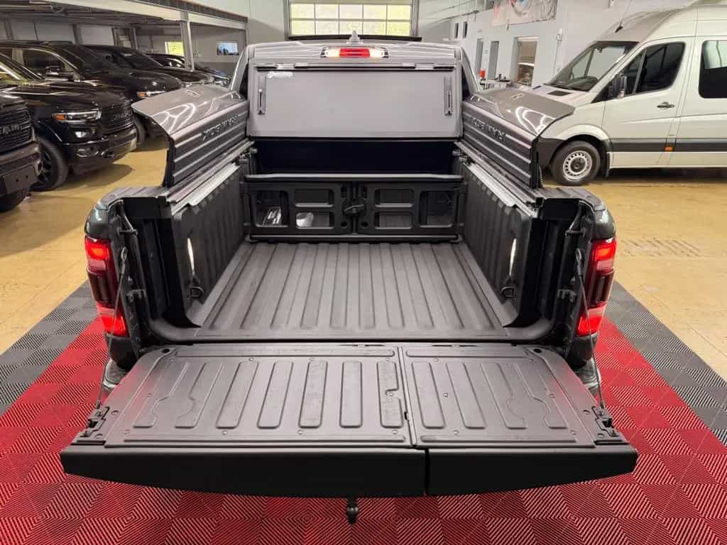 Dodge RAM 1500 5.7 HEMI 4X4 LIMITED Pano 360° RAM-BOX 10/2022-photo-37