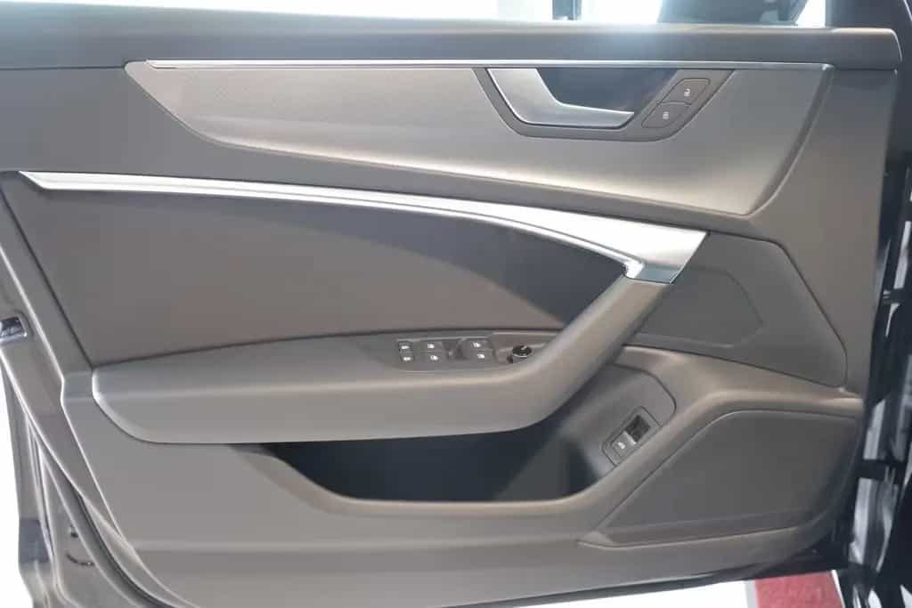 Audi A6 Avant 40 TDI quattro sport Standheizung 01/2023-photo-12