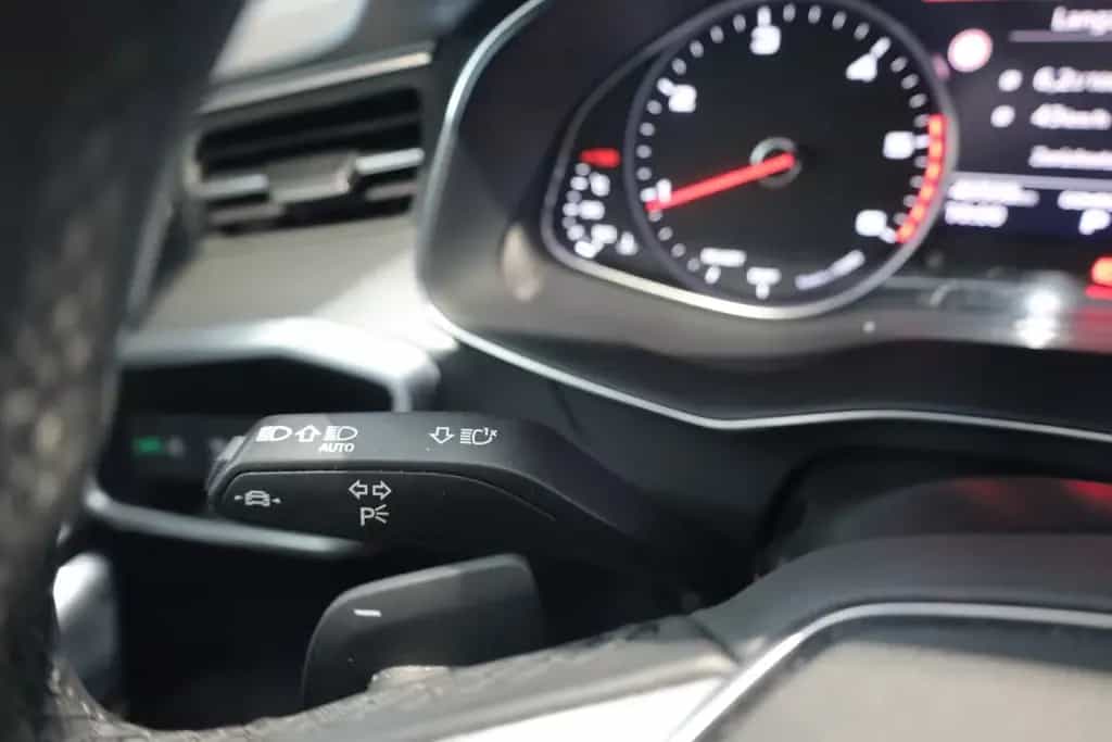 Audi A6 Avant 40 TDI quattro sport Standheizung 01/2023-photo-22