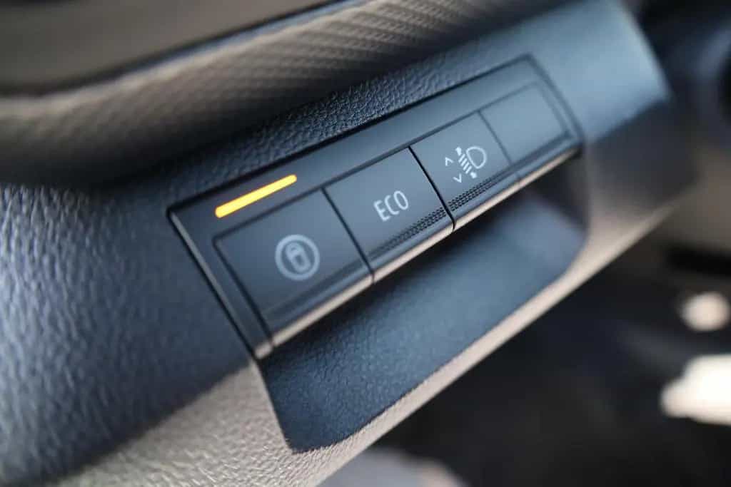 Dacia Duster Expression 140 LED Navi Kamera 04/2026-photo-12