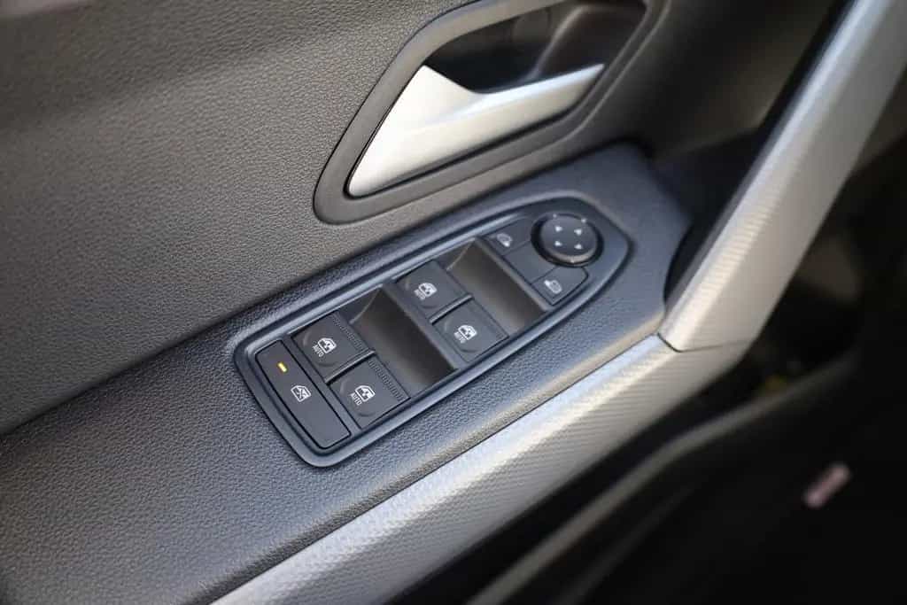 Dacia Duster Expression 140 LED Navi Kamera 04/2026-photo-13