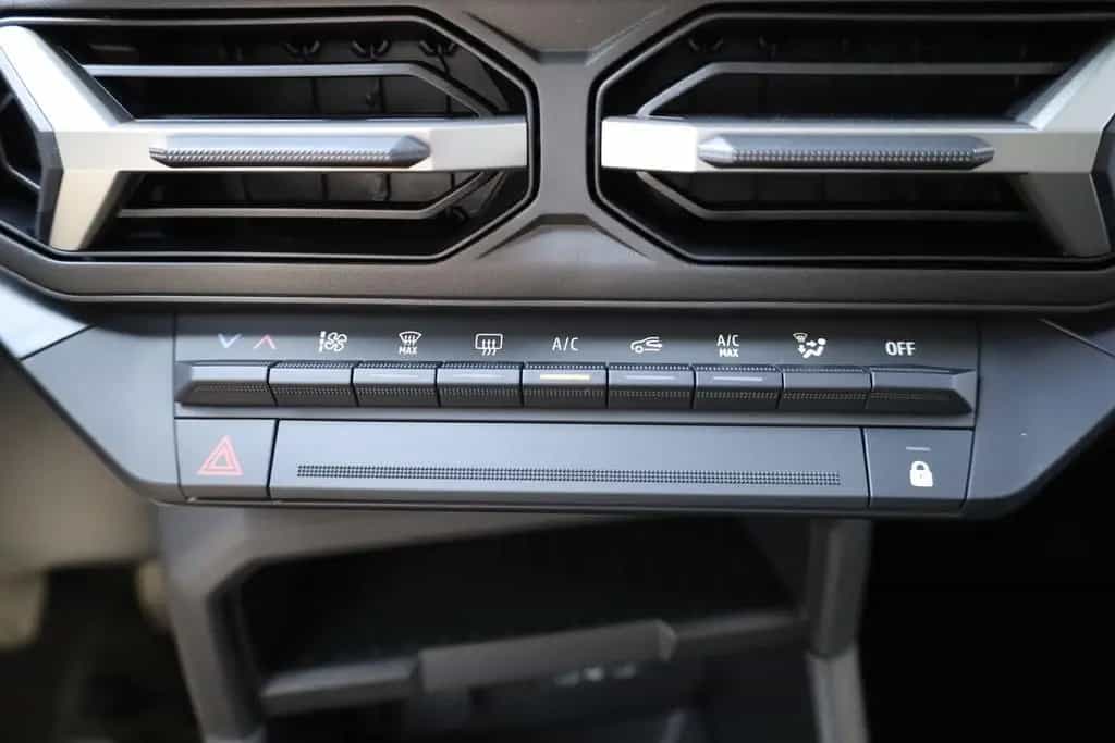 Dacia Duster Expression 140 LED Navi Kamera 04/2026-photo-26