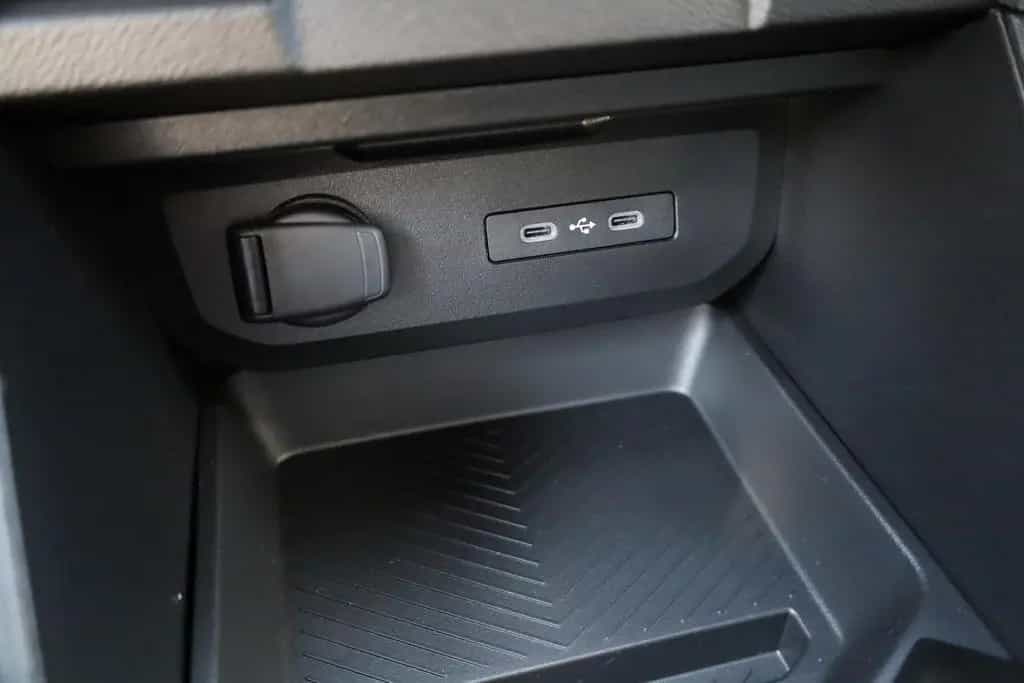 Dacia Duster Expression 140 LED Navi Kamera 04/2026-photo-27