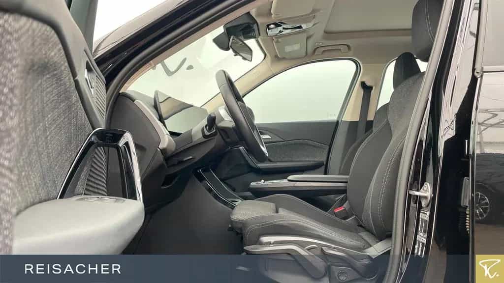BMW X1 sDrive18i AHK RFK PDC Pano SHZ DAB+ 17"LM 08/2023-photo-3