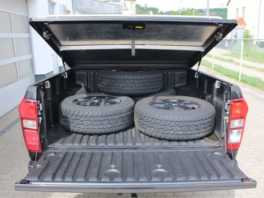 Isuzu D-Max Double Cab 4WD 2.5 TD Klima Mountain Top 06/2012-photo-4