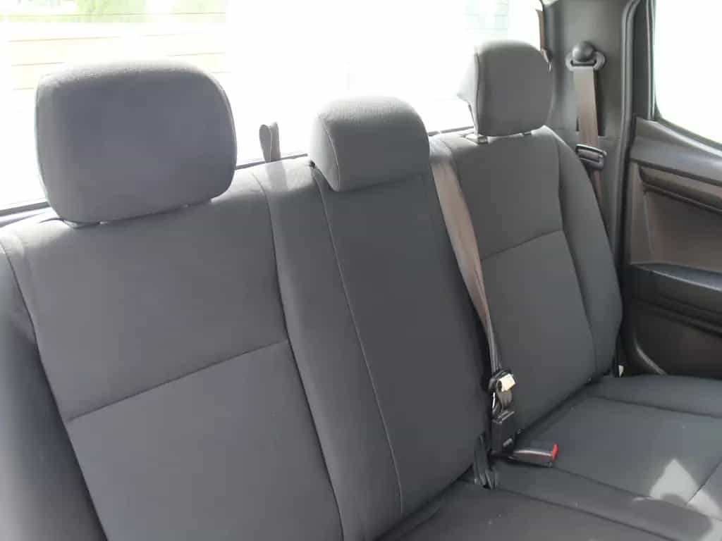Isuzu D-Max Double Cab 4WD 2.5 TD Klima Mountain Top 06/2012-photo-9