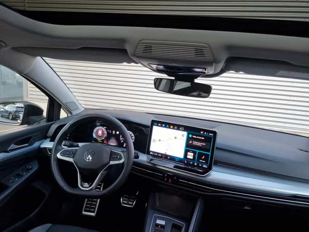 Volkswagen Golf VIII 1.5 eTSI DSG Goal AHK PANOD."HARMAN KA 11/2025-photo-16