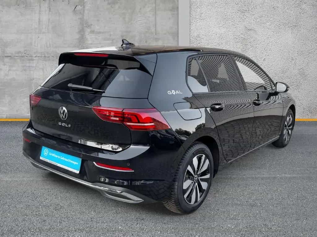 Volkswagen Golf VIII 1.5 eTSI DSG Goal AHK PANOD."HARMAN KA 11/2025-photo-2