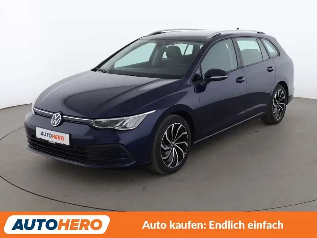 Volkswagen Golf VIII 1.5 TSI ACT Life*LED*TEMPO*PDC*SHZ* 07/2021-photo-0