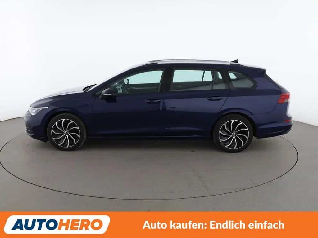 Volkswagen Golf VIII 1.5 TSI ACT Life*LED*TEMPO*PDC*SHZ* 07/2021-photo-2