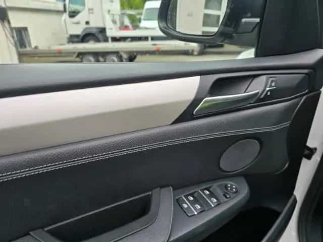 BMW X3 xDrive 20 i 10/2014-photo-14