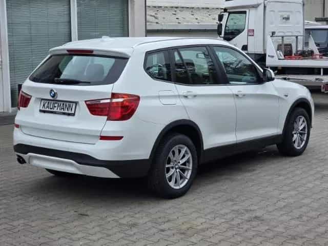 BMW X3 xDrive 20 i 10/2014-photo-3