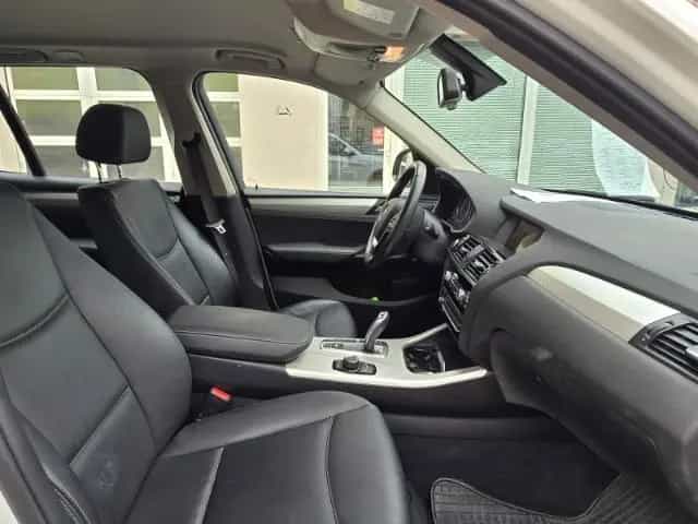 BMW X3 xDrive 20 i 10/2014-photo-9