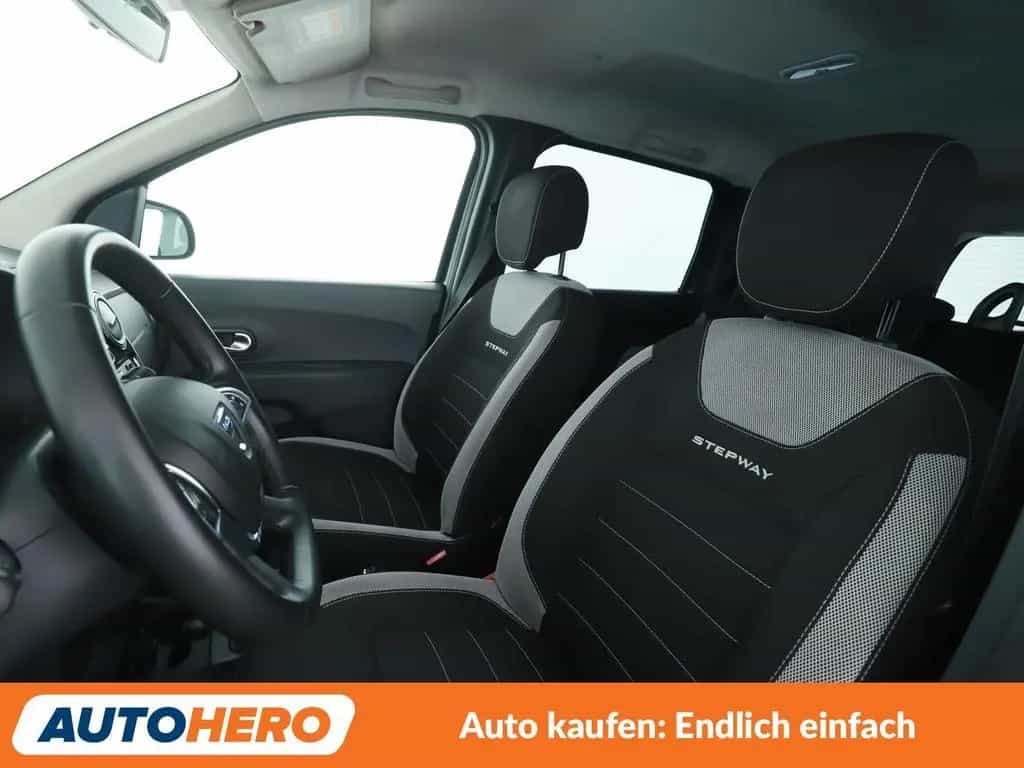 Dacia Lodgy 1.6 SCe Stepway *NAVI*TEMPO*PDC*SHZ*KLIMA* 12/2018-photo-9