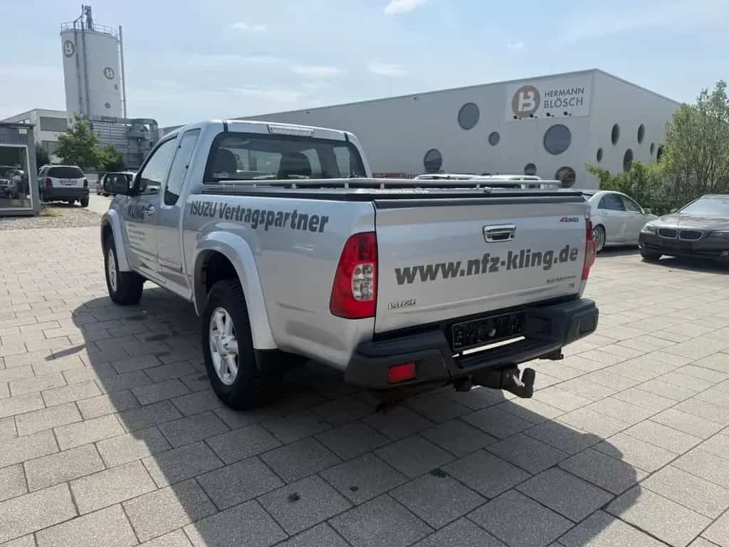 Isuzu D-Max Single Cab Basis 4WD 05/2009-photo-2