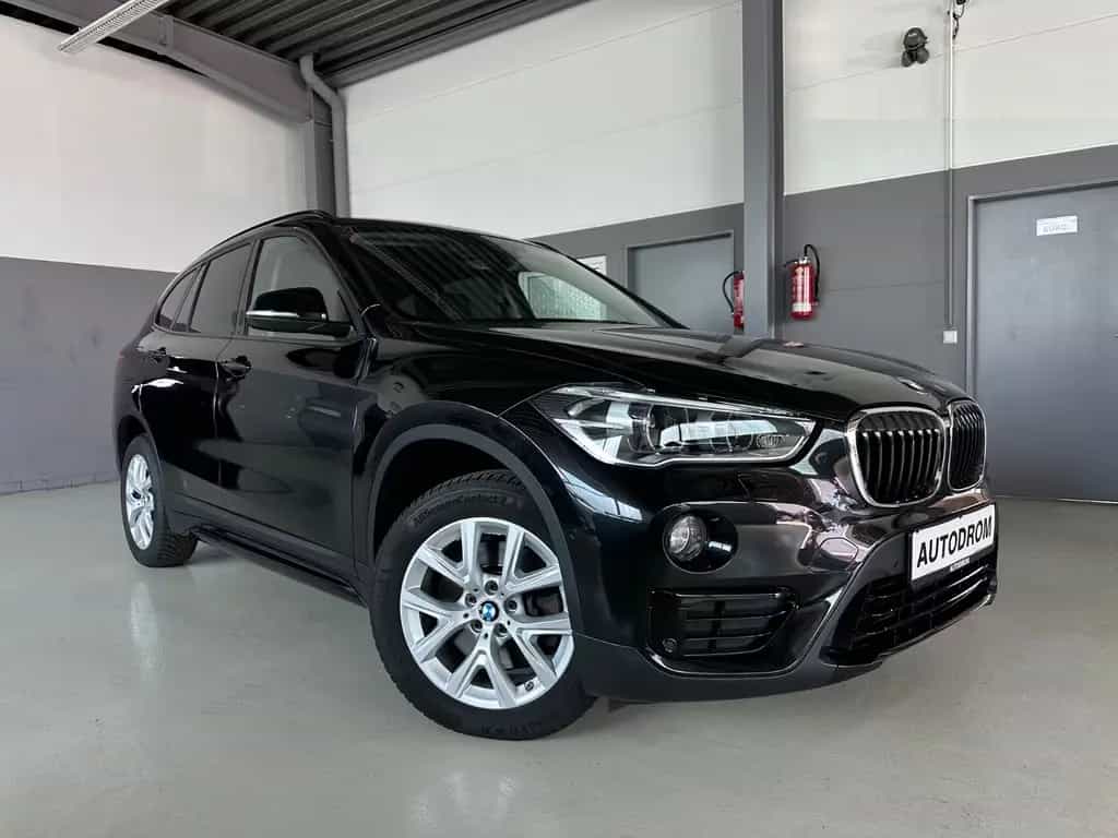 BMW X1 xDrive 20 i Sport Line /Fernlichtass./LED/ 05/2017-photo-0