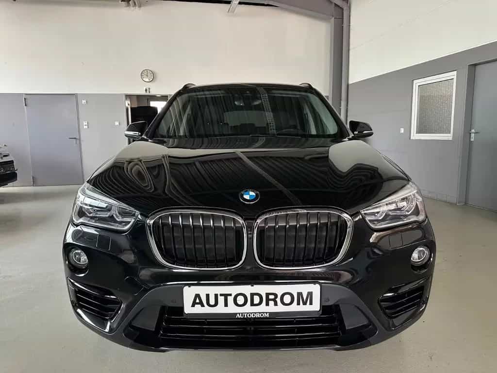 BMW X1 xDrive 20 i Sport Line /Fernlichtass./LED/ 05/2017-photo-1