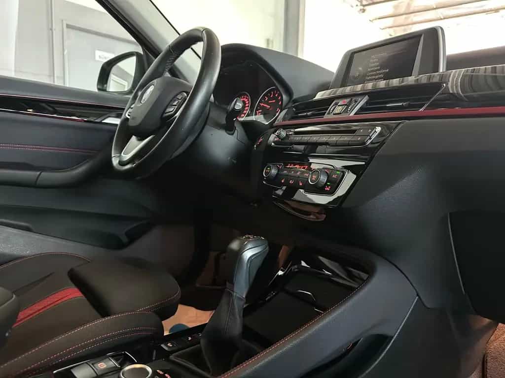 BMW X1 xDrive 20 i Sport Line /Fernlichtass./LED/ 05/2017-photo-20