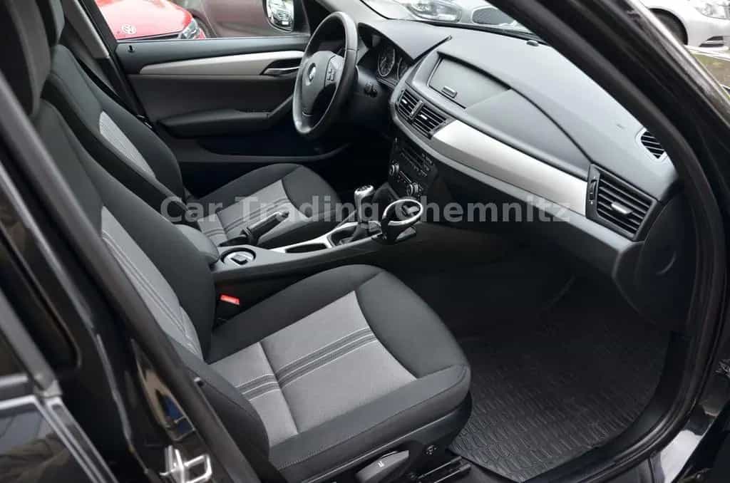 BMW X1 18 i sDrive Klimaautomatik Bi-Xenon 1.Hand 04/2010-photo-10