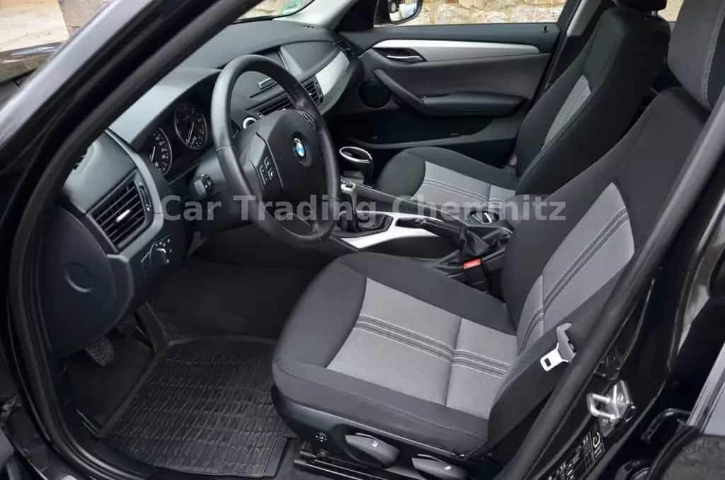BMW X1 18 i sDrive Klimaautomatik Bi-Xenon 1.Hand 04/2010-photo-8