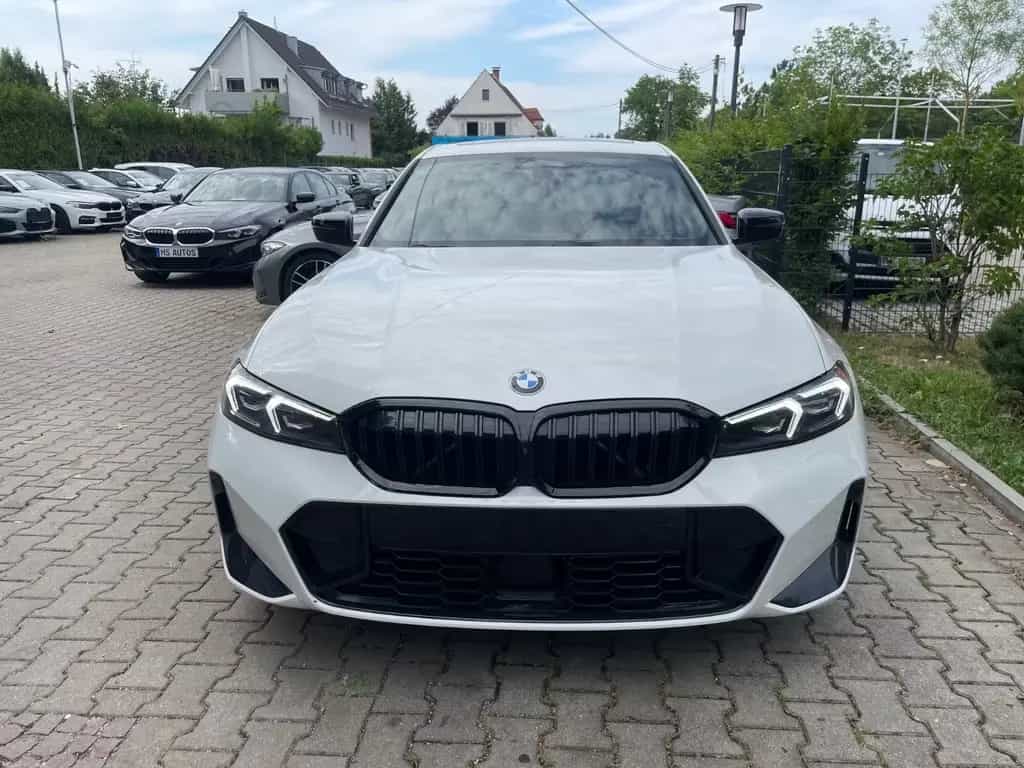 BMW 330 i xDri*MSport* Sit-Memory*Glass-Dach*Comfort 07/2024-photo-0