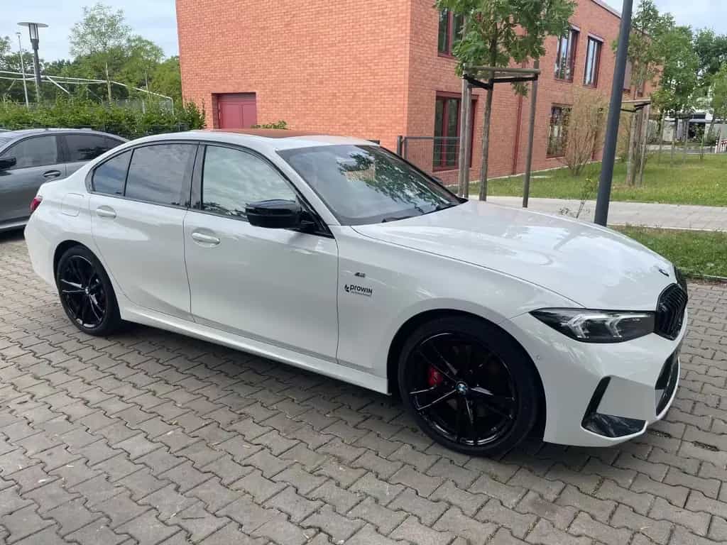 BMW 330 i xDri*MSport* Sit-Memory*Glass-Dach*Comfort 07/2024-photo-1