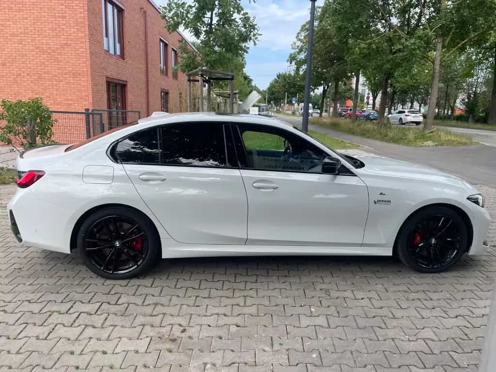 BMW 330 i xDri*MSport* Sit-Memory*Glass-Dach*Comfort 07/2024-photo-2
