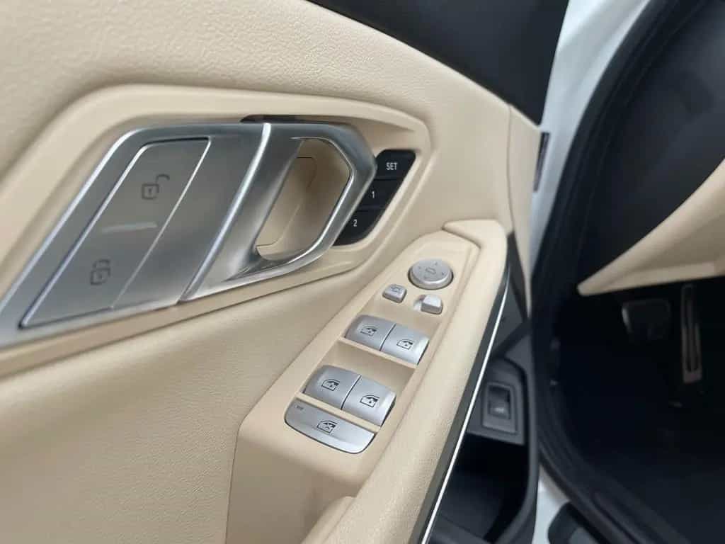 BMW 330 i xDri*MSport* Sit-Memory*Glass-Dach*Comfort 07/2024-photo-28