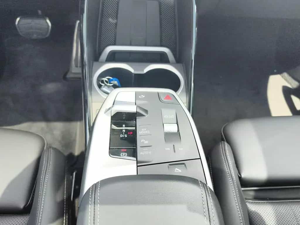 BMW X1 23d xDrive M Sport AHK Panodach 20 Zoll 09/2024-photo-11