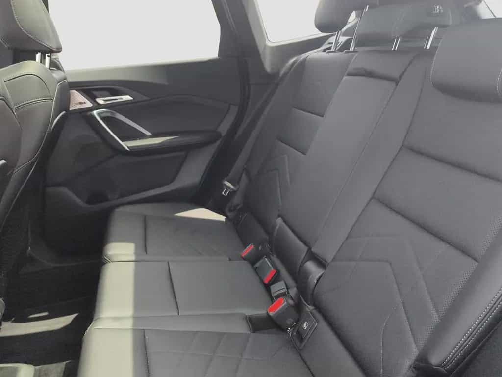 BMW X1 23d xDrive M Sport AHK Panodach 20 Zoll 09/2024-photo-13