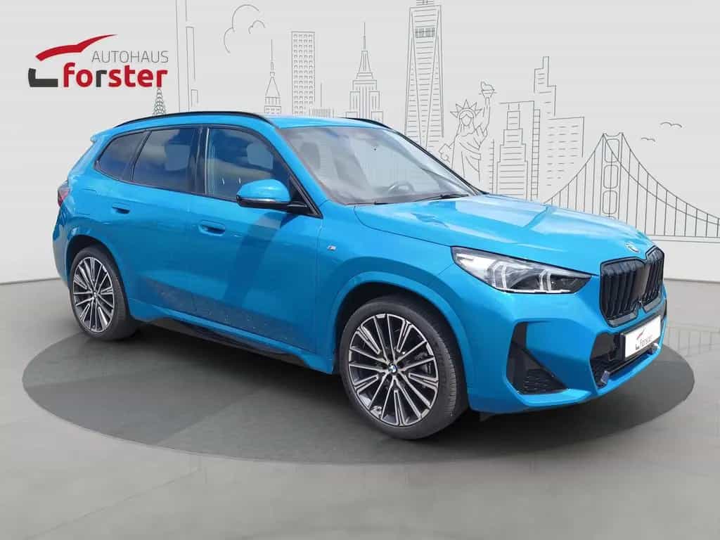 BMW X1 23d xDrive M Sport AHK Panodach 20 Zoll 09/2024-photo-2
