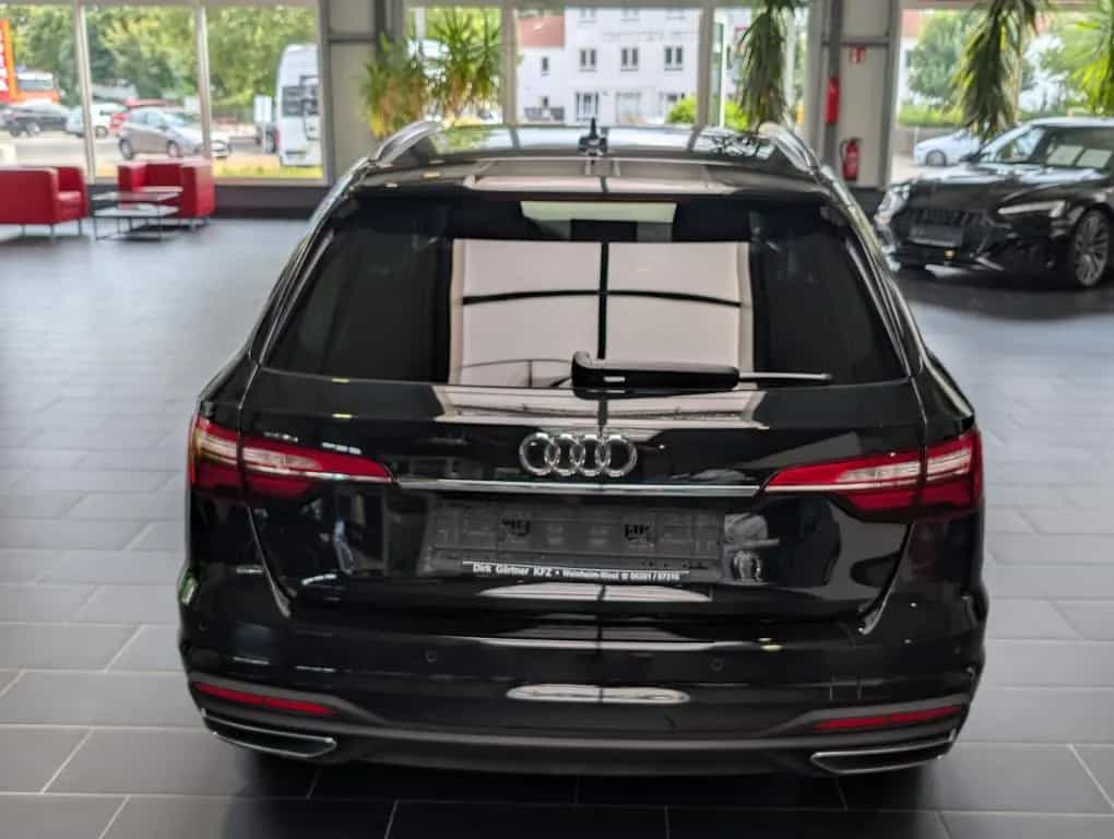 Audi A4 Avant 35 TFSI S tronic 1.Hand 10/2022-photo-3