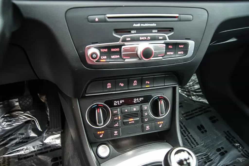 Audi Q3 14 TFSI S-LINE PANORAMA LED KAMERA MMI 1.HAND 05/2016-photo-13