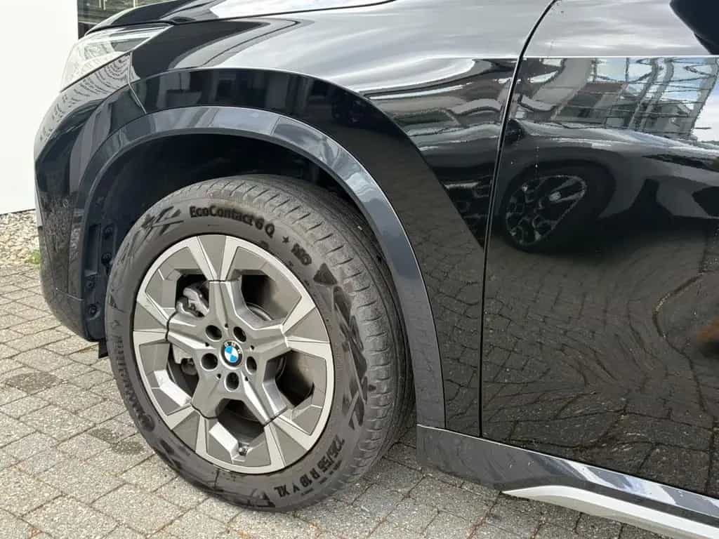 BMW X1 x23i Kamera PanoD.Aktivs+Massage Widescreen 06/2023-photo-13
