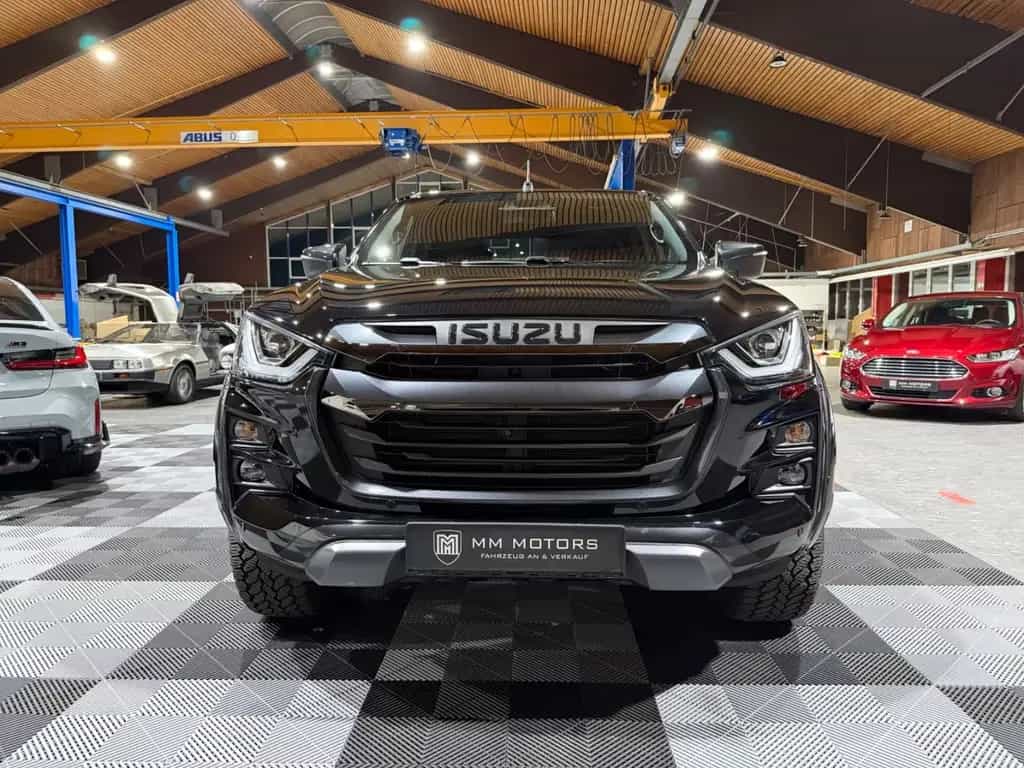 Isuzu D-Max Double Cab 4WD V-CROSS *Automatik*Leder* 05/2023-photo-6