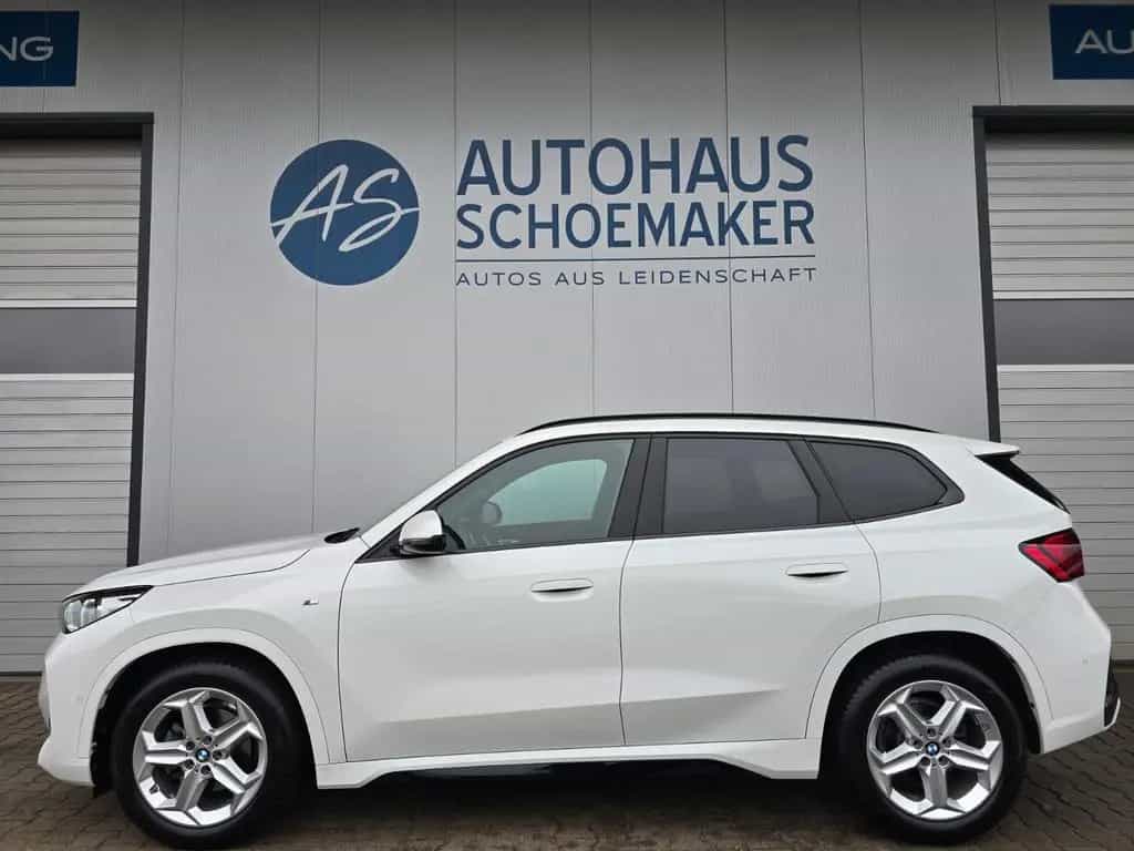 BMW X1 18i sDrive M Sport*Pano,RFK,ACC,H&K,el-Sitze 07/2024-photo-1