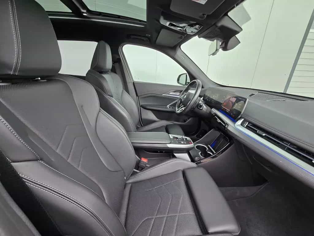 BMW X1 18i sDrive M Sport*Pano,RFK,ACC,H&K,el-Sitze 07/2024-photo-11