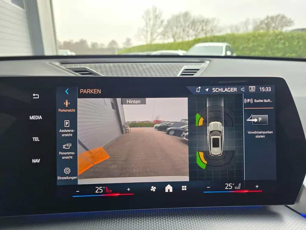 BMW X1 18i sDrive M Sport*Pano,RFK,ACC,H&K,el-Sitze 07/2024-photo-17