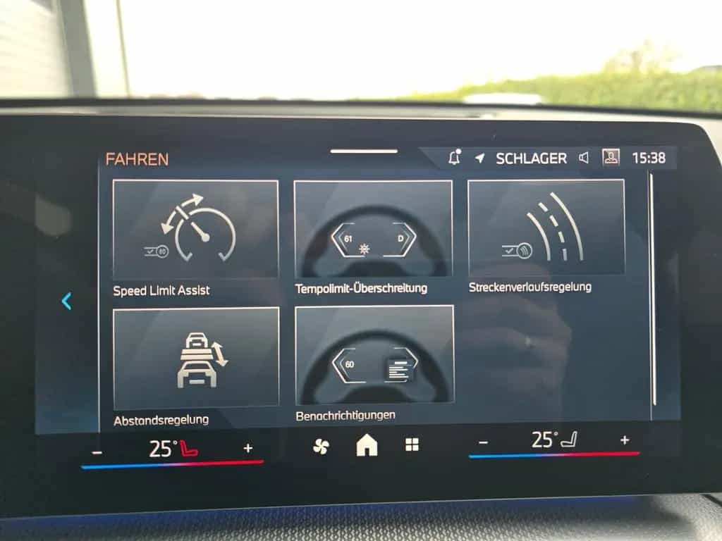 BMW X1 18i sDrive M Sport*Pano,RFK,ACC,H&K,el-Sitze 07/2024-photo-37