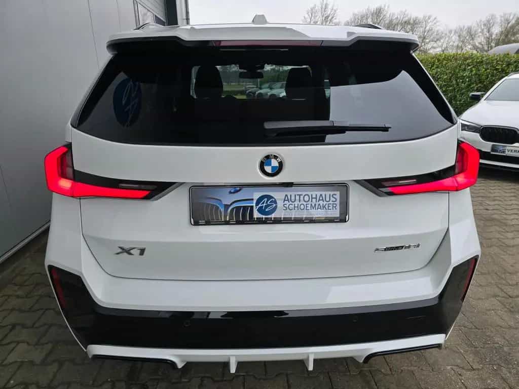 BMW X1 18i sDrive M Sport*Pano,RFK,ACC,H&K,el-Sitze 07/2024-photo-8