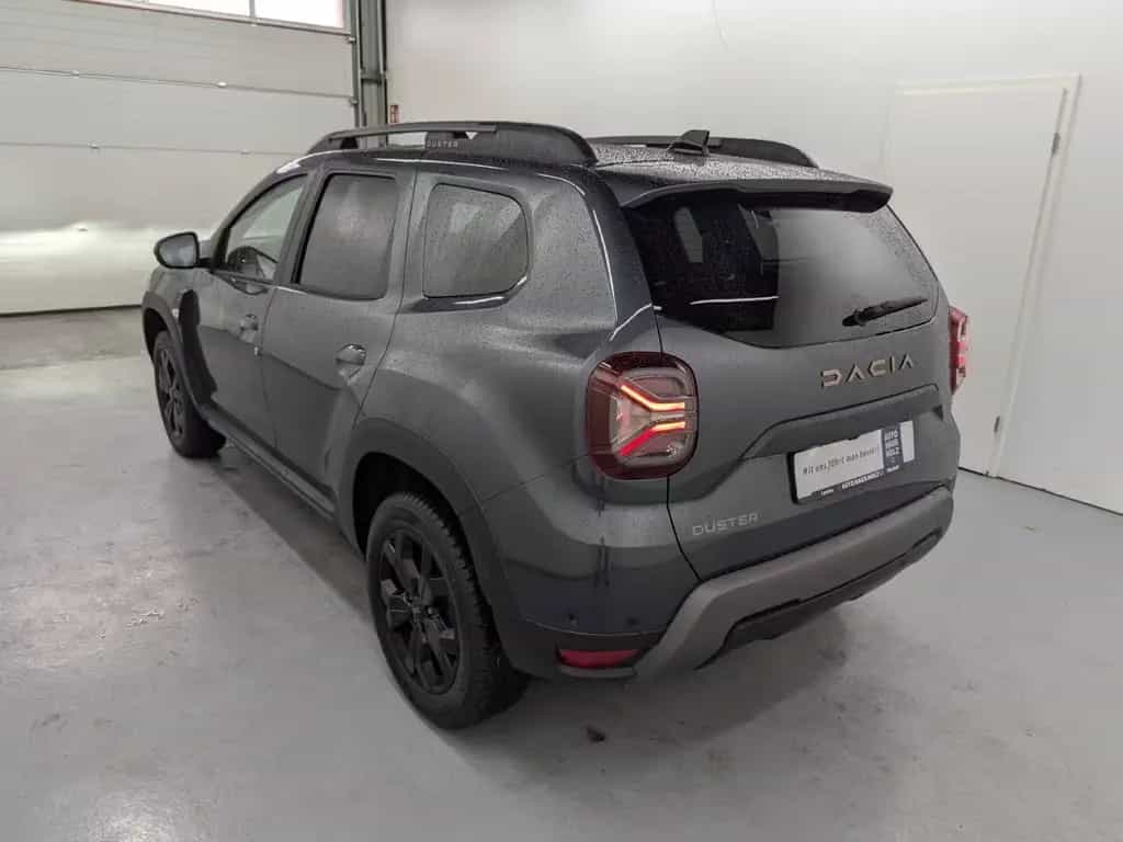 Dacia Duster 1.3 TCe 150 EDC Extreme AHK Allwetter 12/2023-photo-1