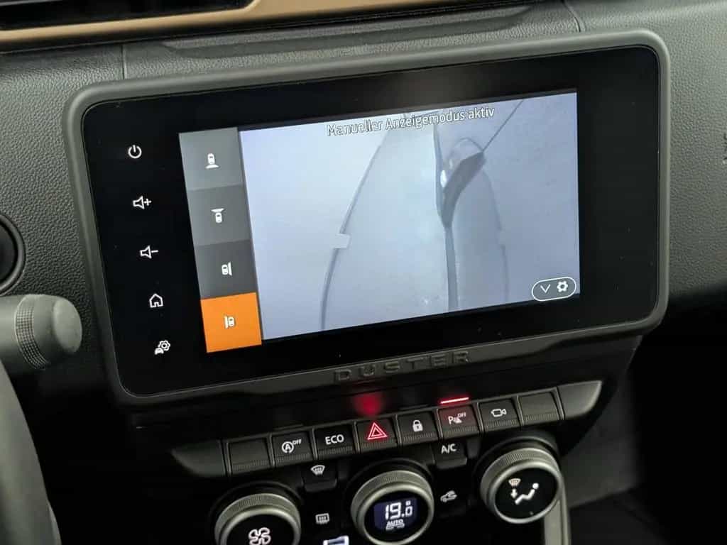 Dacia Duster 1.3 TCe 150 EDC Extreme AHK Allwetter 12/2023-photo-27