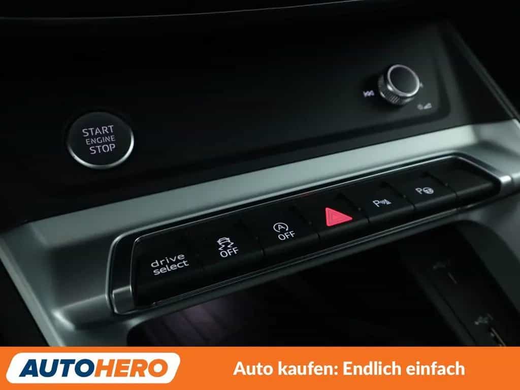 Audi Q3 40 TFSI quattro Advanced 02/2019-photo-24