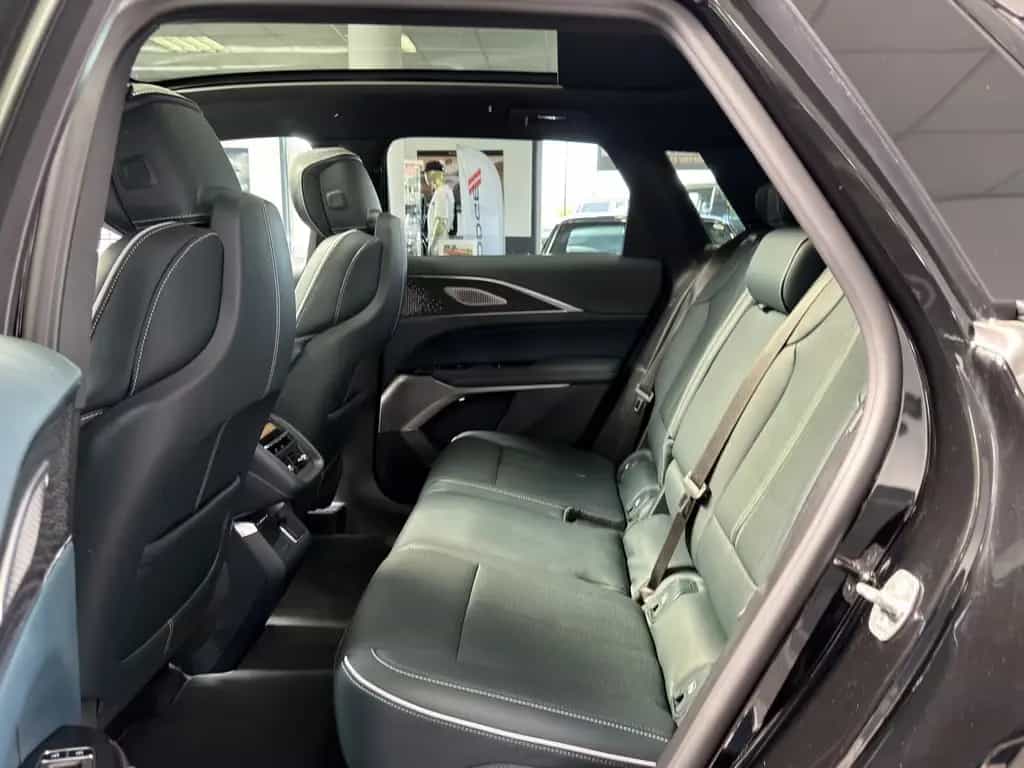 Cadillac Other Lyriq Sport AWD 21"Leder AKG-Sound Pano VOLL 01/2025-photo-21