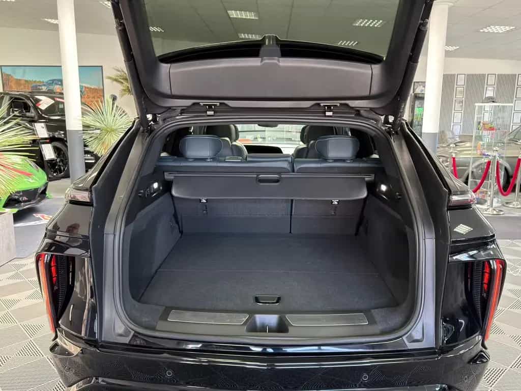 Cadillac Other Lyriq Sport AWD 21"Leder AKG-Sound Pano VOLL 01/2025-photo-7