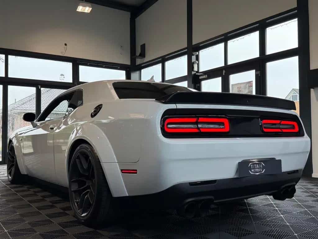 Dodge Challenger SRT Hellcat Red-Eye WideBody 06/2019-photo-9